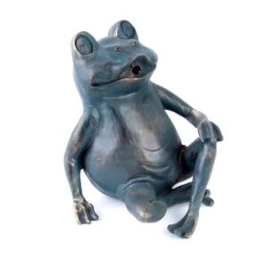 PondMAX Spitter Frog Sitting